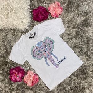 O2 Thailand Elephant V Neck Women size M